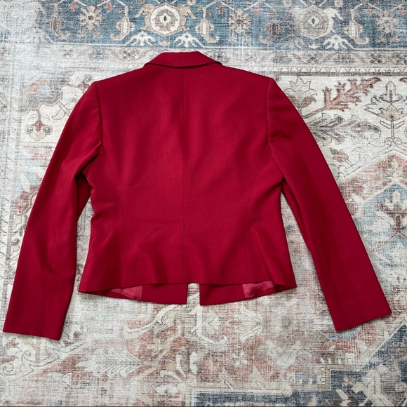 Valentino Roma Made in Italy Red Suit Coat Skirt 2 PC Set Women’s Sz 46/12. O - Picture 12 of 13